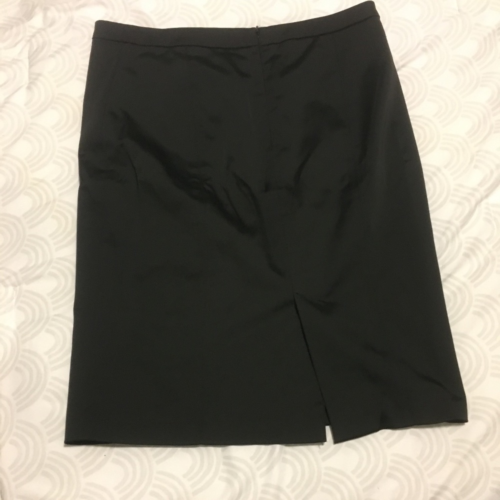 Black pencil skirt
